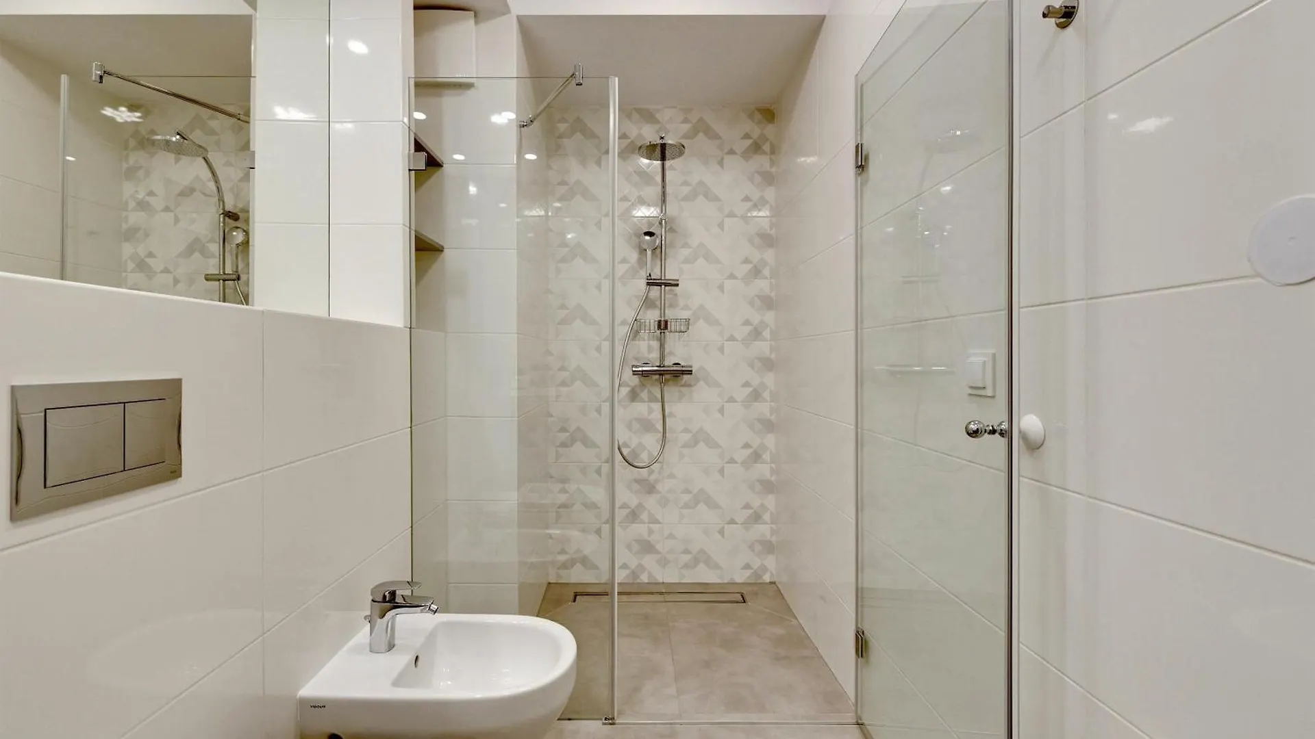 Lion Apartments - Chopina 29 Apartments With Parking And Perfect Sopot Location