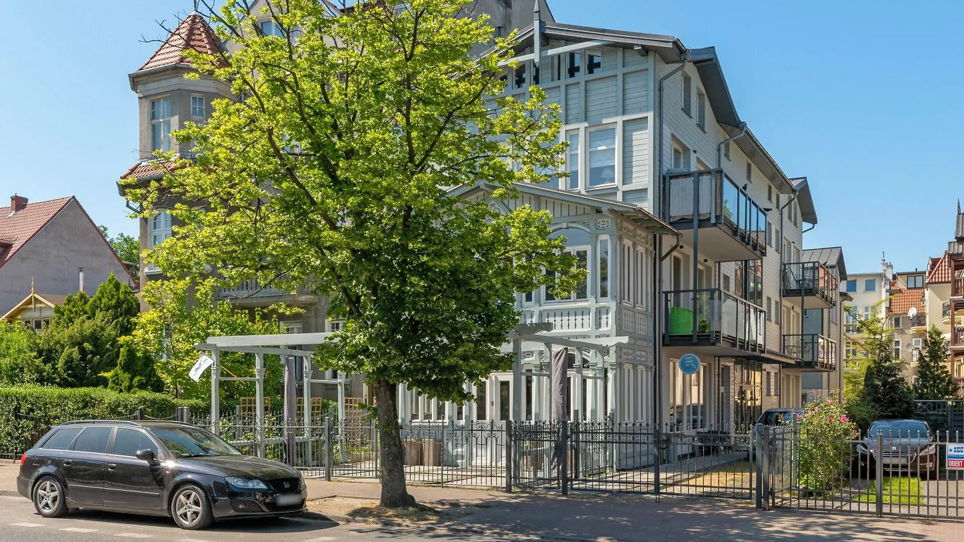 Lion Apartments - Chopina 29 Apartments With Parking And Perfect Sopot Location